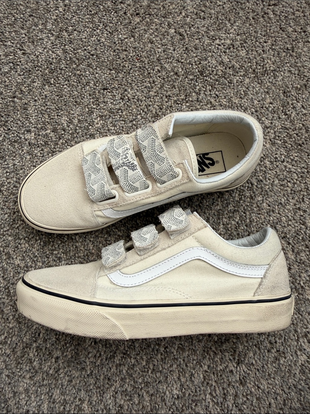 Custom Vans - Goyard - Picture 3 of 7